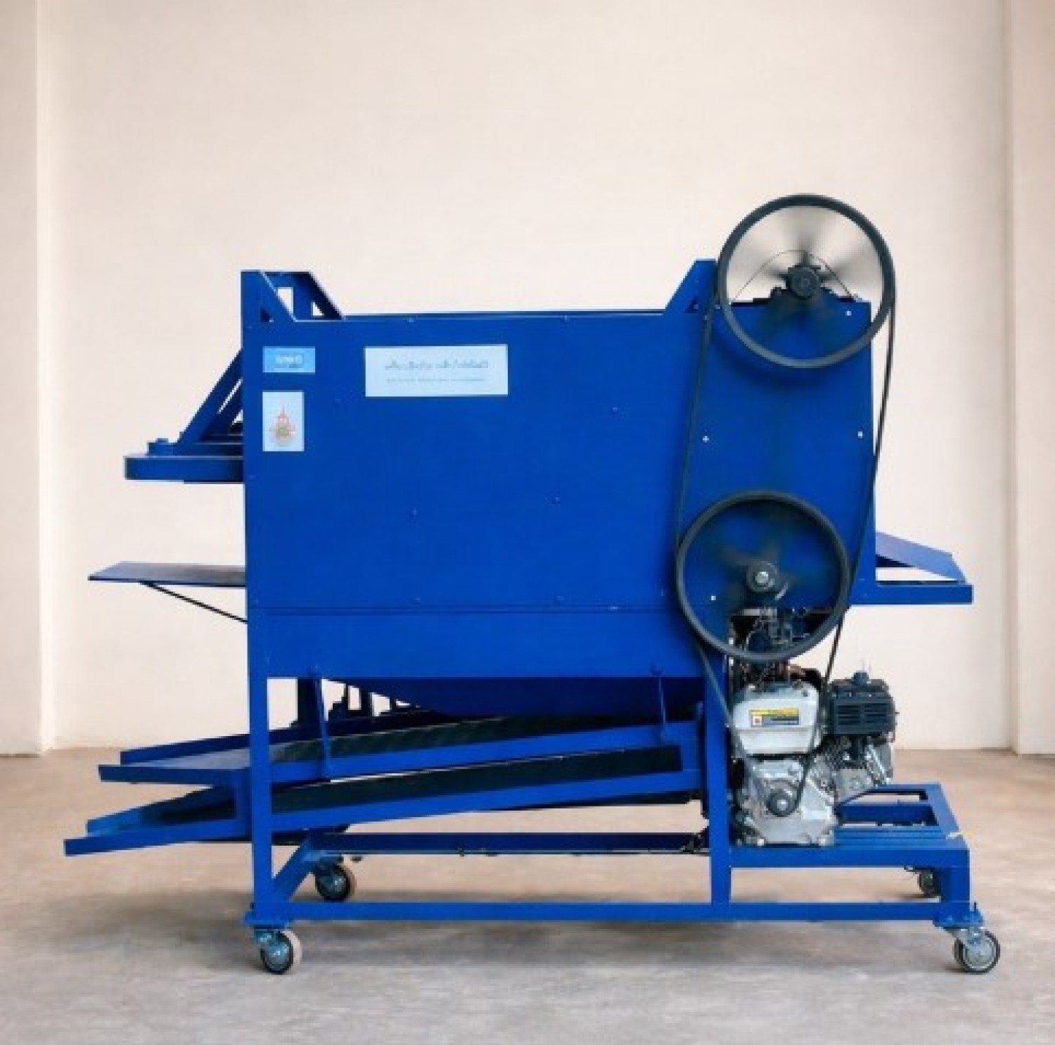 เครื่องปลิดถั่วลายเสือกึ่งอัตโนมัติ