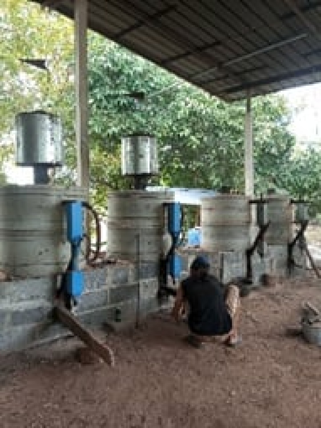 ชุดผลิตถ่านกัมมันต์สำหรับเตาเผาถ่านแบบไร้ควัน