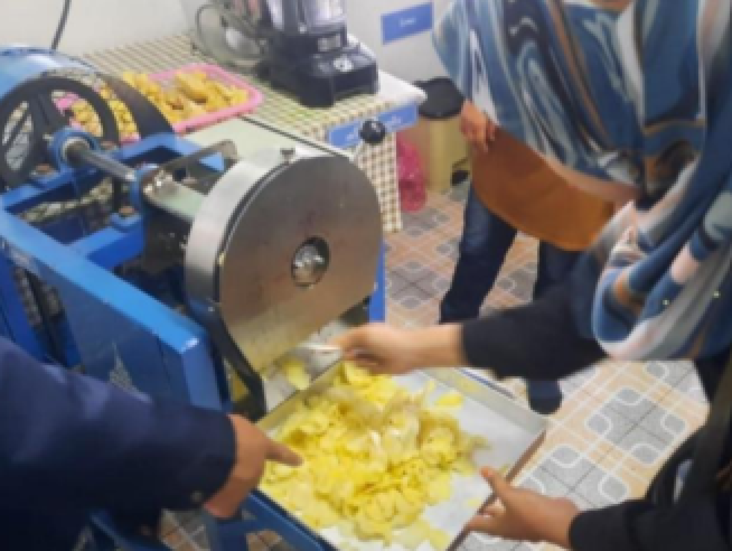 เครื่องหั่นสไลด์ขิง