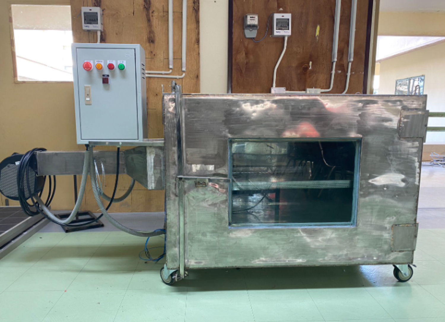 ตู้อบแห้งควบคุมด้วยระบบปัญญาประดิษฐ์