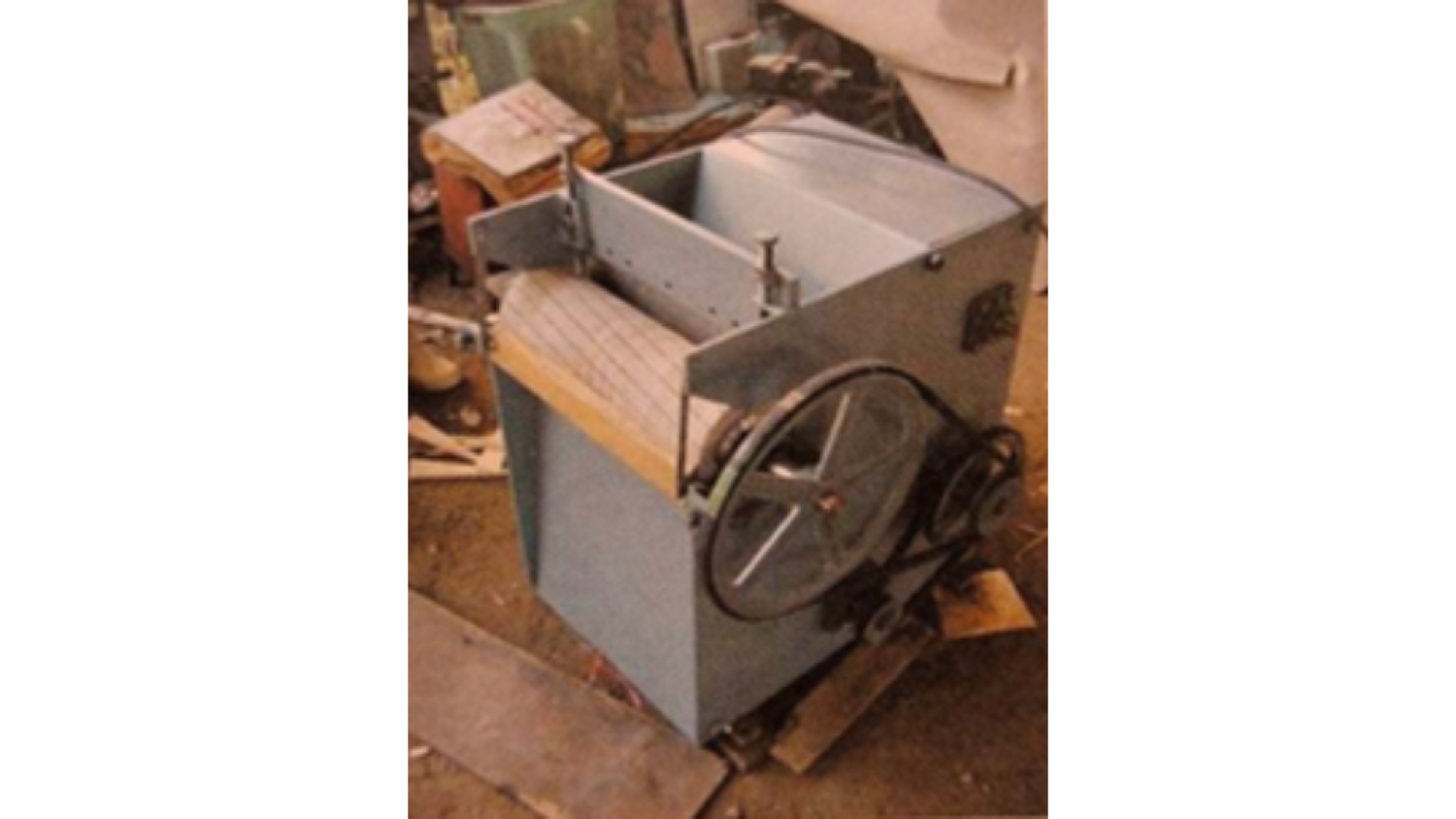 เครื่องแกะเมล็ดฝ้ายกำลังมอเตอร์ (Cotton Ginning Machine) 